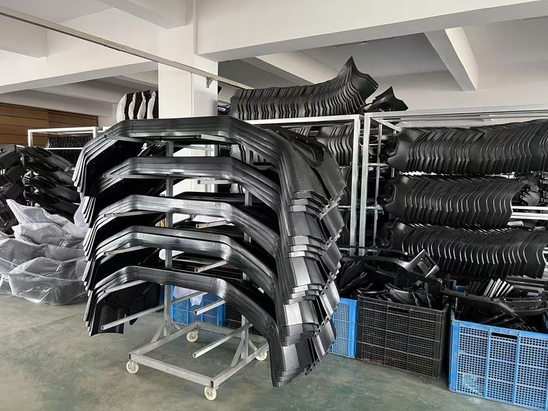 Yimi (Guangzhou) Automotive Parts Co, Ltd productielijn van de fabrikant